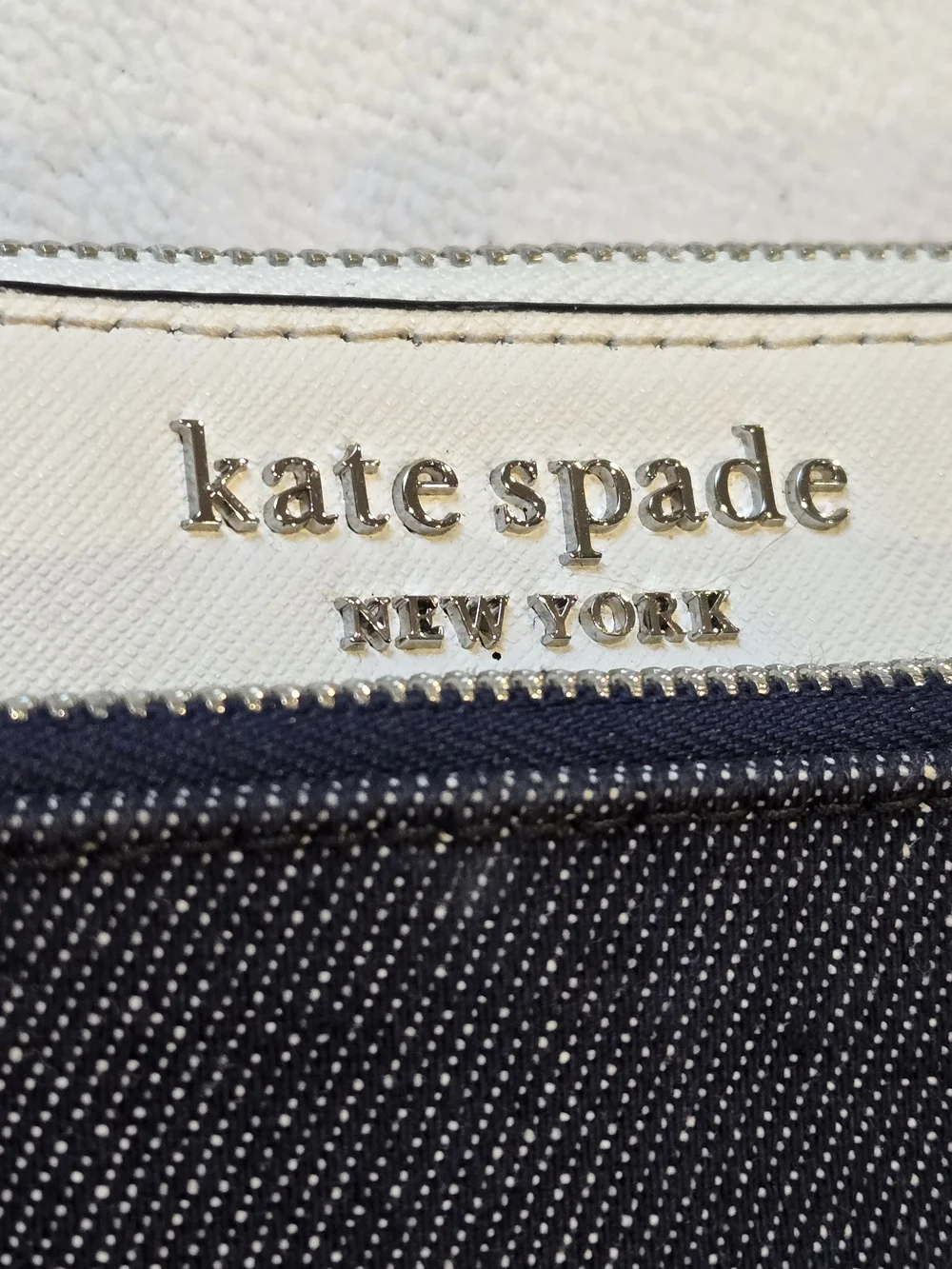 kate spade Dark Denim and Cream Crossbody Bag/ Pouch EUC - Picture 7 of 14